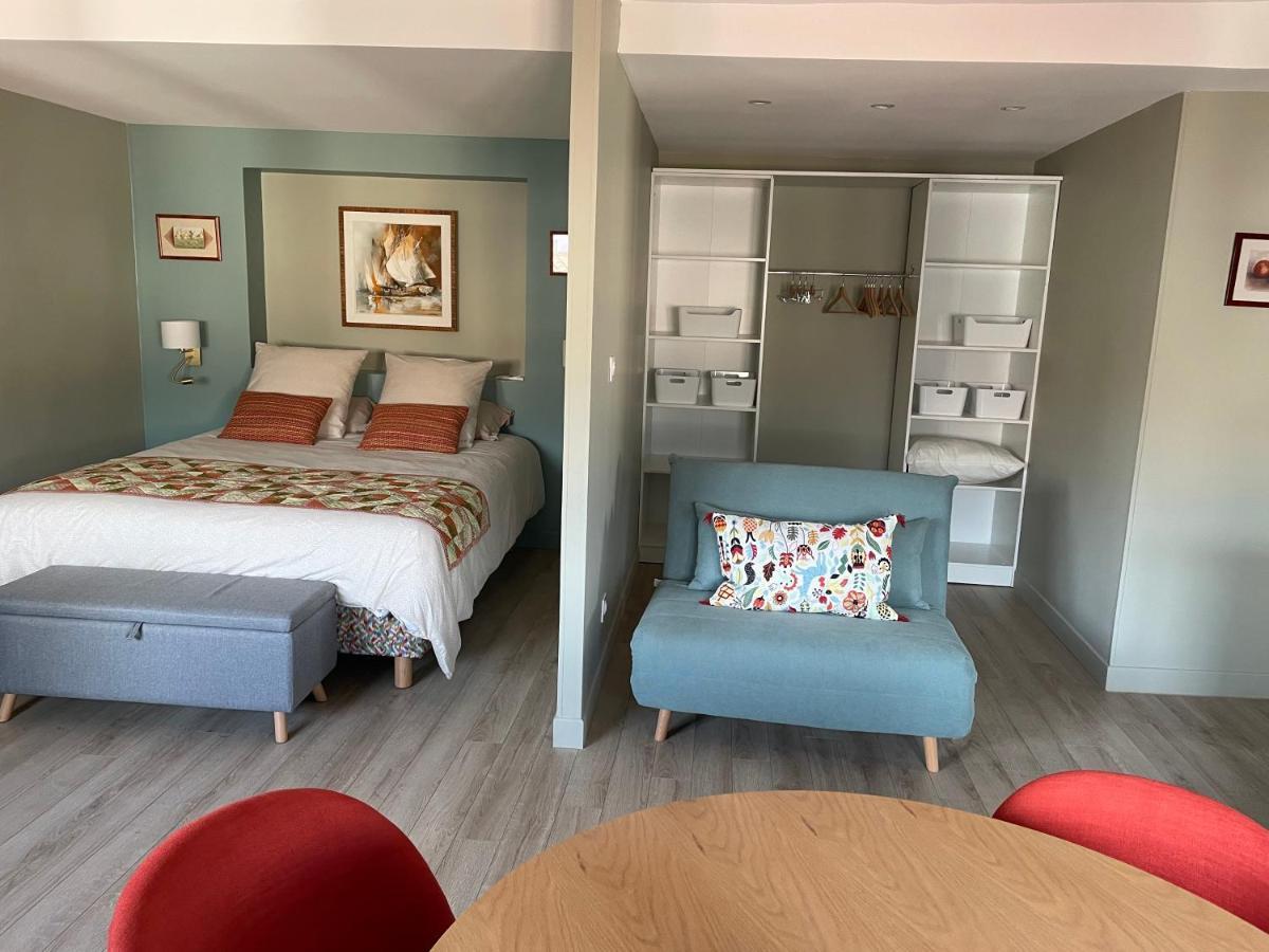 Au Coeur Du Vieux Toulon Au Calme Appartement Renove Climatise Confortable Etage Eleve Avec Ascenseur Proche Parking Et Toutes Commodites ภายนอก รูปภาพ