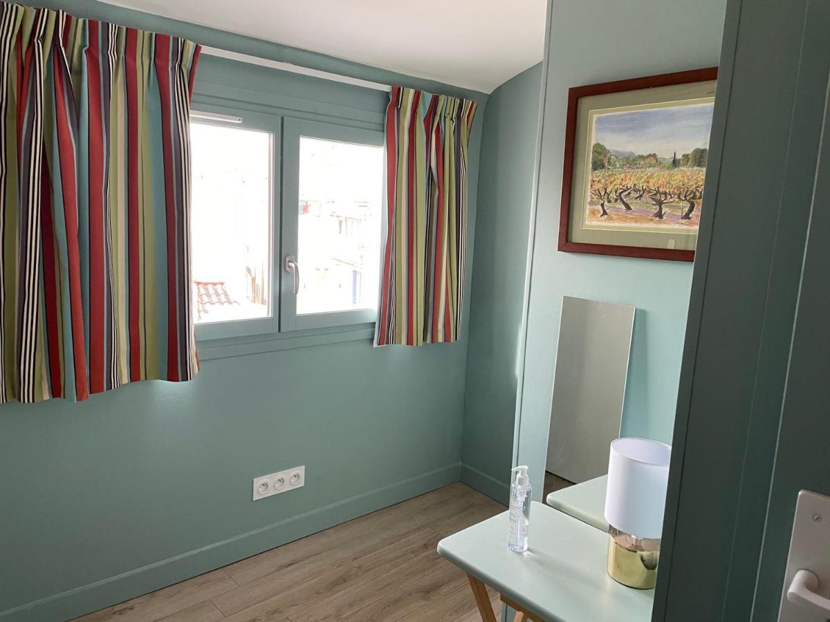 Au Coeur Du Vieux Toulon Au Calme Appartement Renove Climatise Confortable Etage Eleve Avec Ascenseur Proche Parking Et Toutes Commodites ภายนอก รูปภาพ