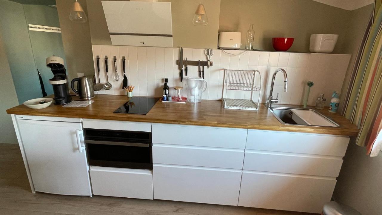 Au Coeur Du Vieux Toulon Au Calme Appartement Renove Climatise Confortable Etage Eleve Avec Ascenseur Proche Parking Et Toutes Commodites ภายนอก รูปภาพ